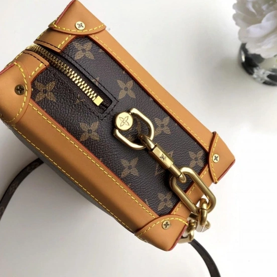 LOUIS BOX VUITTON 0323